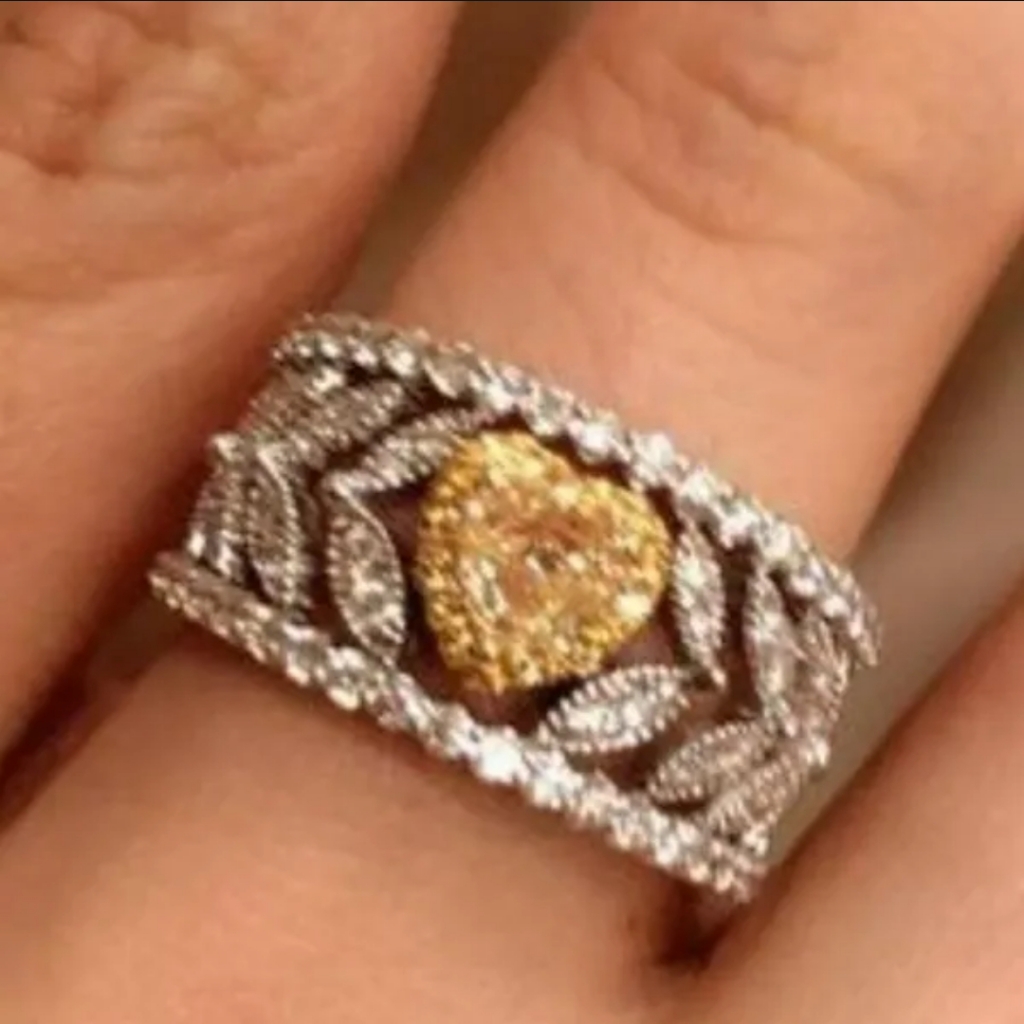 Nwt Gold And Silver Citrine Heart Ring